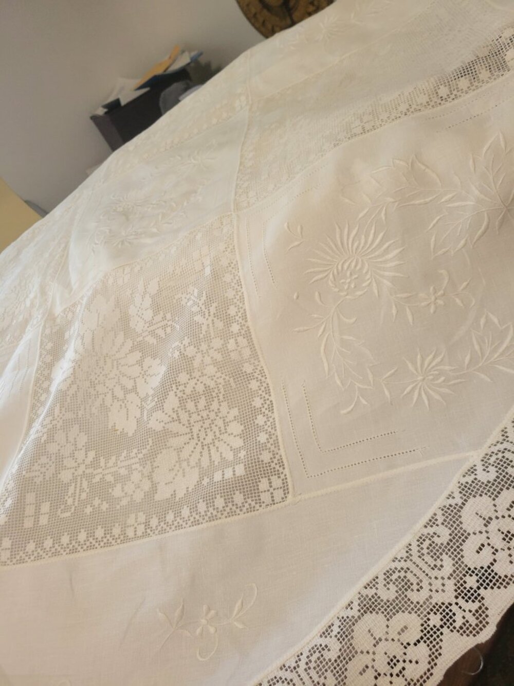 Oval White on White Tablecloth with Embroidery and Lace - Picture 3 of 4
